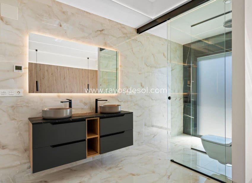 Chalet de 3 habitaciones en Algorfa en venta con piscina - 670.000 € (Ref: 9487914)