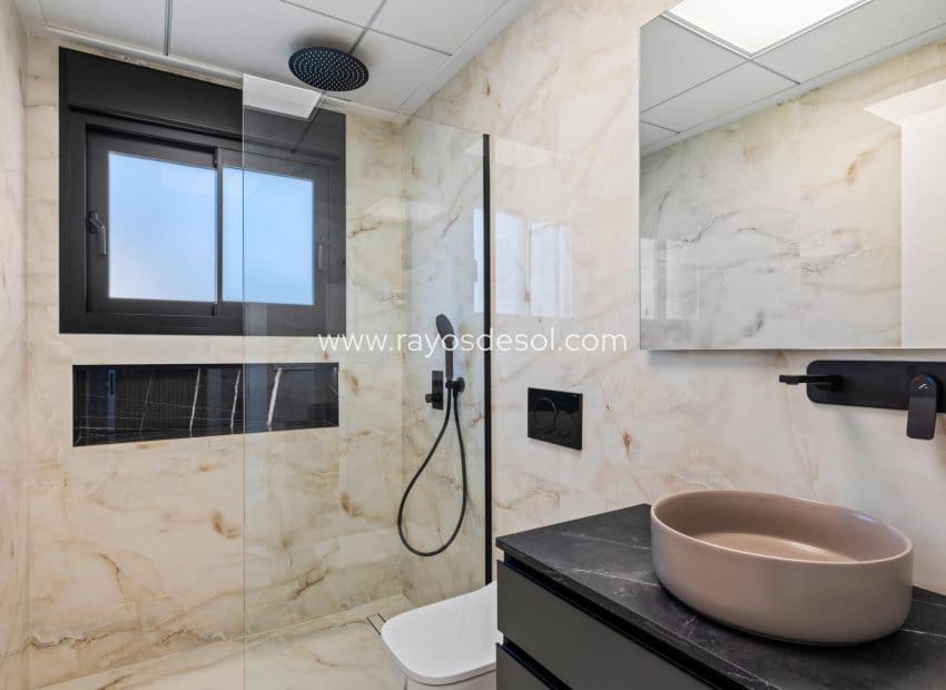 Chalet de 3 habitaciones en Algorfa en venta con piscina - 670.000 € (Ref: 9487914)