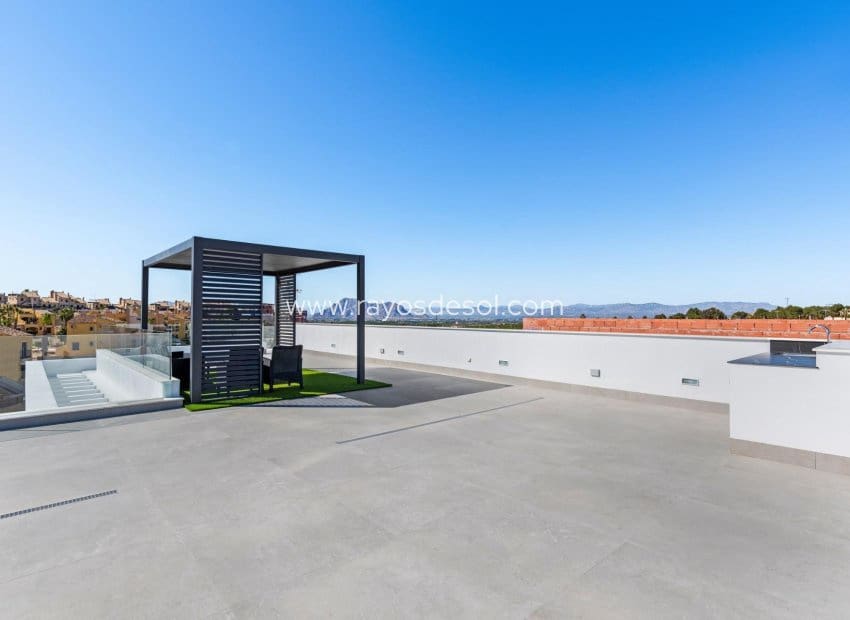 Chalet de 3 habitaciones en Algorfa en venta con piscina - 670.000 € (Ref: 9487914)