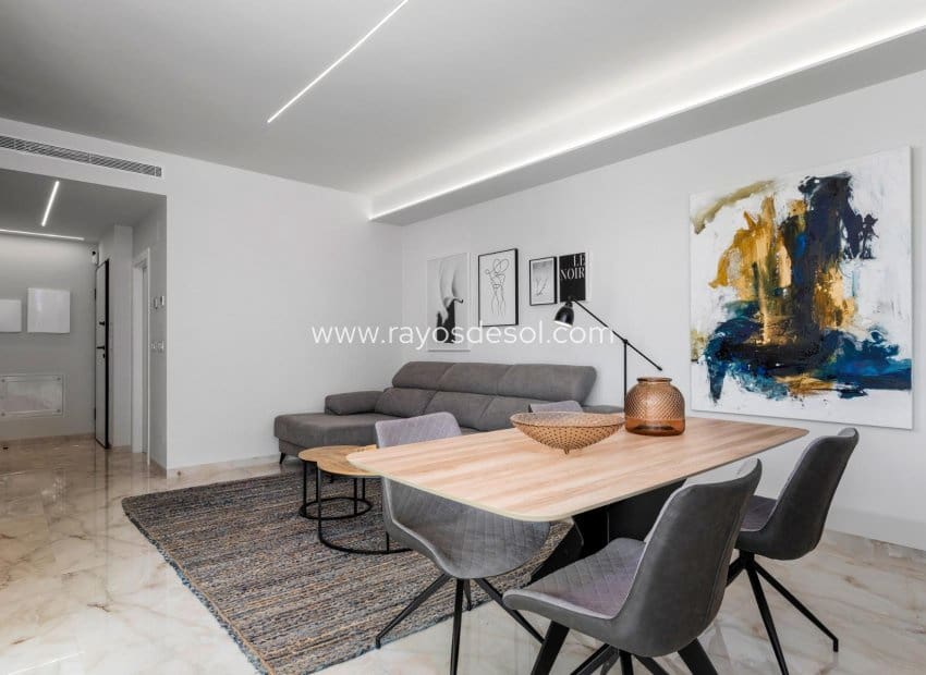 3 makuuhuone Huvila myytävänä paikassa Algorfa mukana uima-altaan - 680 000 € (Ref: 9487914)