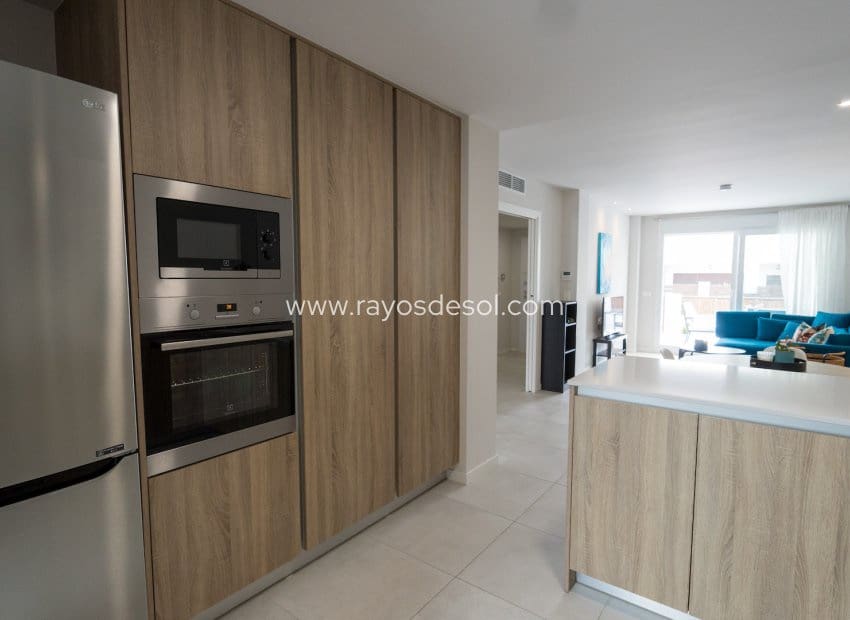 4 soveværelse Byhus til salg i San Pedro del Pinatar med swimmingpool - € 359.000 (Ref: 9496655)