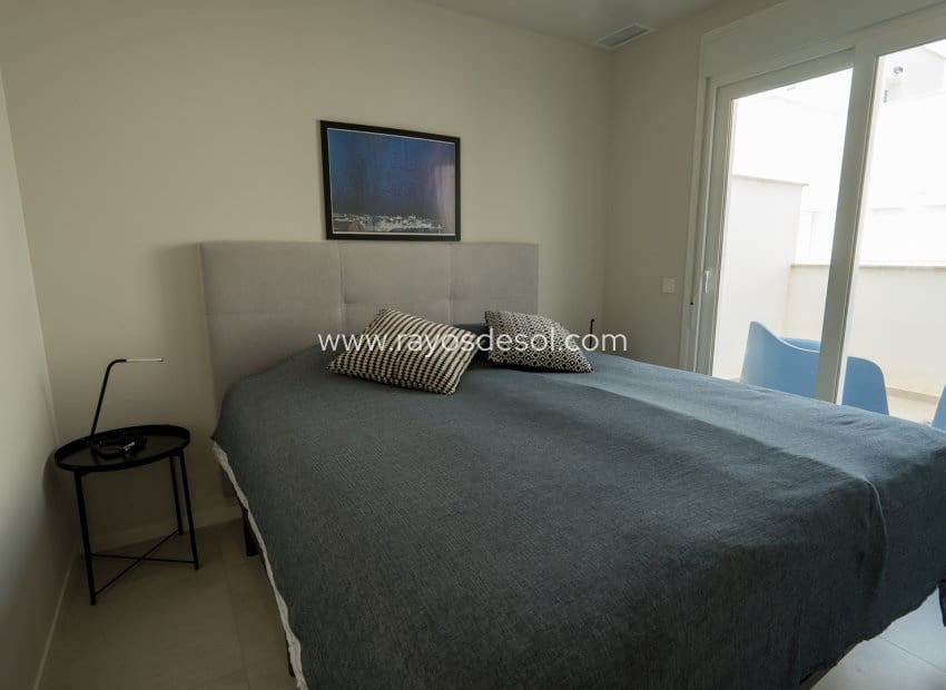 4 soveværelse Byhus til salg i San Pedro del Pinatar med swimmingpool - € 359.000 (Ref: 9496655)