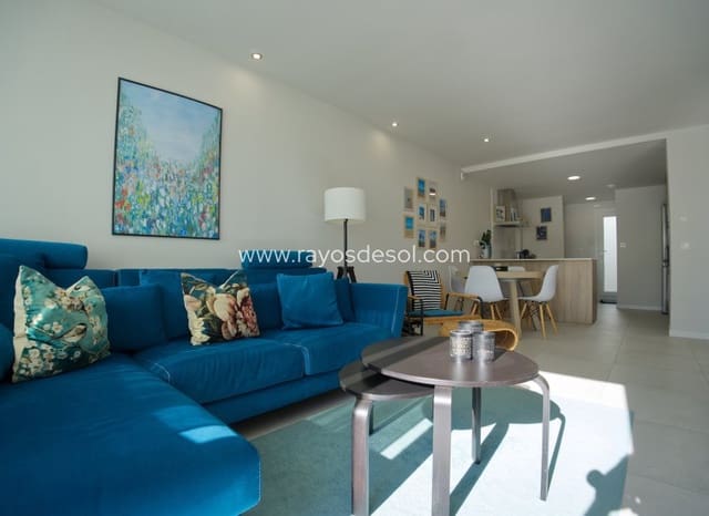 4 soveværelse Byhus til salg i San Pedro del Pinatar ciudad, San Pedro del Pinatar med swimmingpool - € 359.000 (Ref: 9496655)