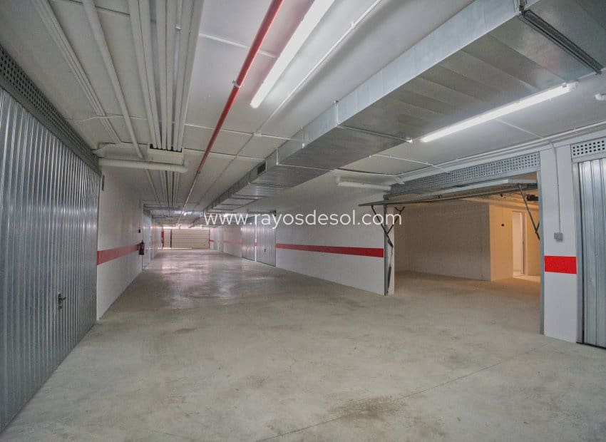 4 bedroom Townhouse for sale in San Pedro del Pinatar with pool - € 359,000 (Ref: 9496655)