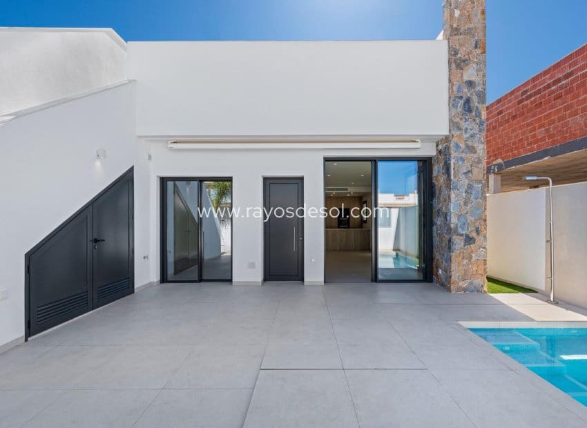 3 slaapkamer Villa te koop in San Javier met zwembad - € 479.900 (Ref: 9506979)