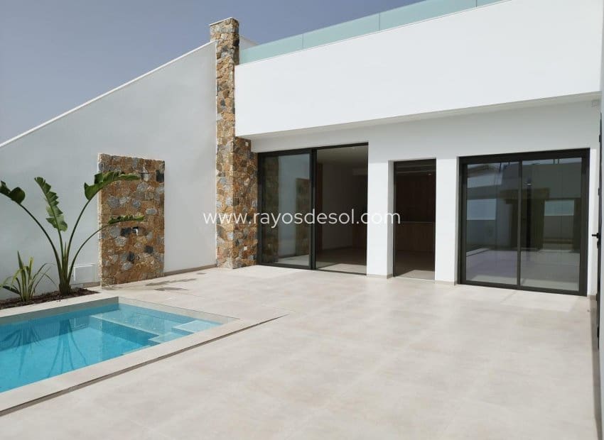 3 slaapkamer Villa te koop in San Javier met zwembad - € 479.900 (Ref: 9506979)