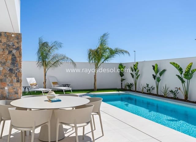 3 chambre Villa/Maison à vendre à Las Lomas de Rame - Bahía Bella, Los Alcázares avec piscine - 689 900 € (Ref: 9506980)