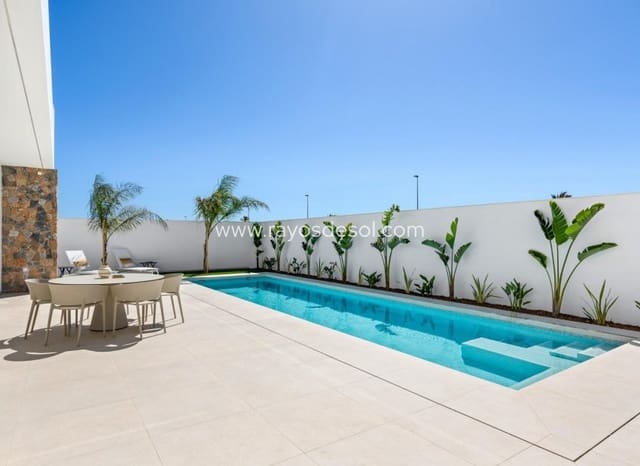 3 slaapkamer Villa te koop in Las Lomas de Rame - Bahía Bella, Los Alcázares met zwembad - € 689.900 (Ref: 9506980)