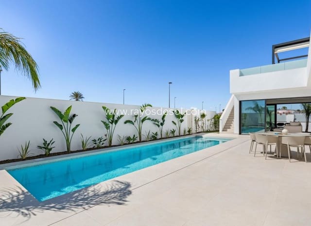 3 soverom Villa til salgs i Las Lomas de Rame - Bahía Bella, Los Alcázares med svømmebasseng - € 689 900 (Ref: 9506980)