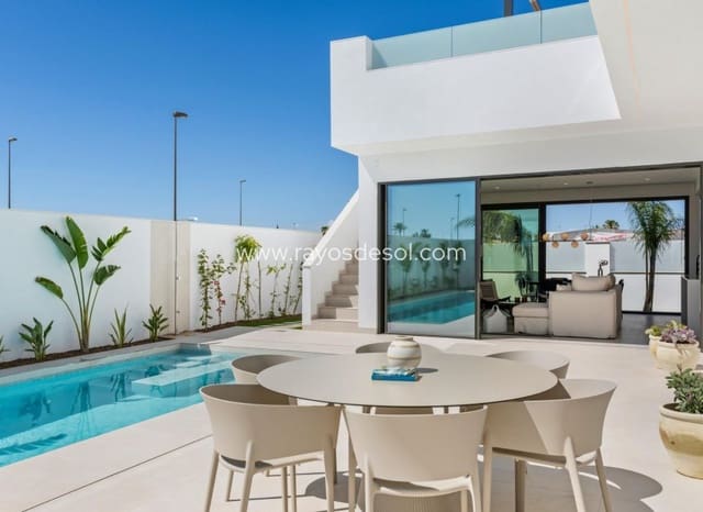 3 soverom Villa til salgs i Las Lomas de Rame - Bahía Bella, Los Alcázares med svømmebasseng - € 689 900 (Ref: 9506980)