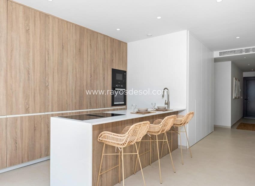 3 soveværelse Villa til salg i Los Alcazares med swimmingpool - € 499.900 (Ref: 9506981)