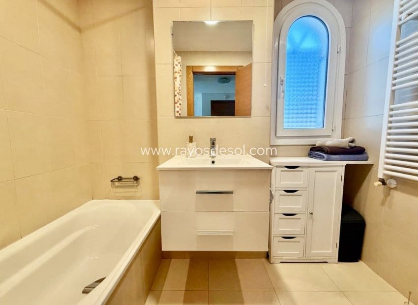 2 Zimmer Apartment zu verkaufen in Avileses mit Pool - 145.000 € (Ref: 9513544)