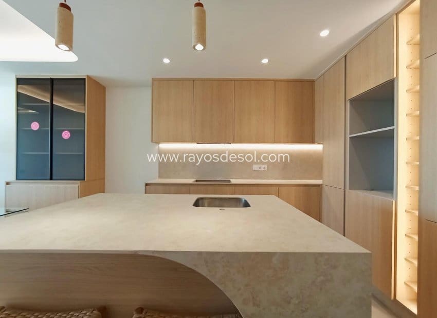 Apartamento de 3 habitaciones en Benijófar en venta con piscina - 349.900 € (Ref: 9513545)