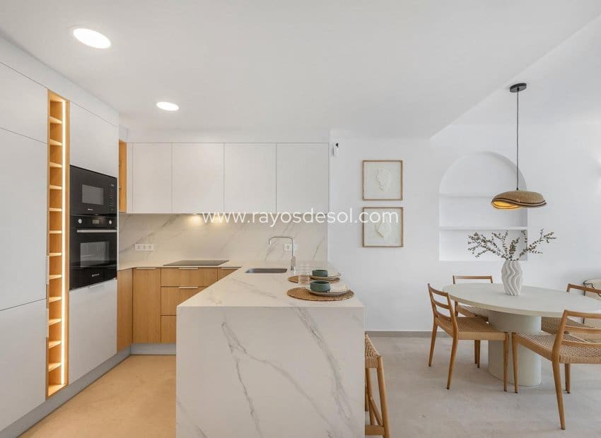 3 makuuhuone Huoneisto myytävänä paikassa Los Alcazares mukana uima-altaan - 399 900 € (Ref: 9530907)