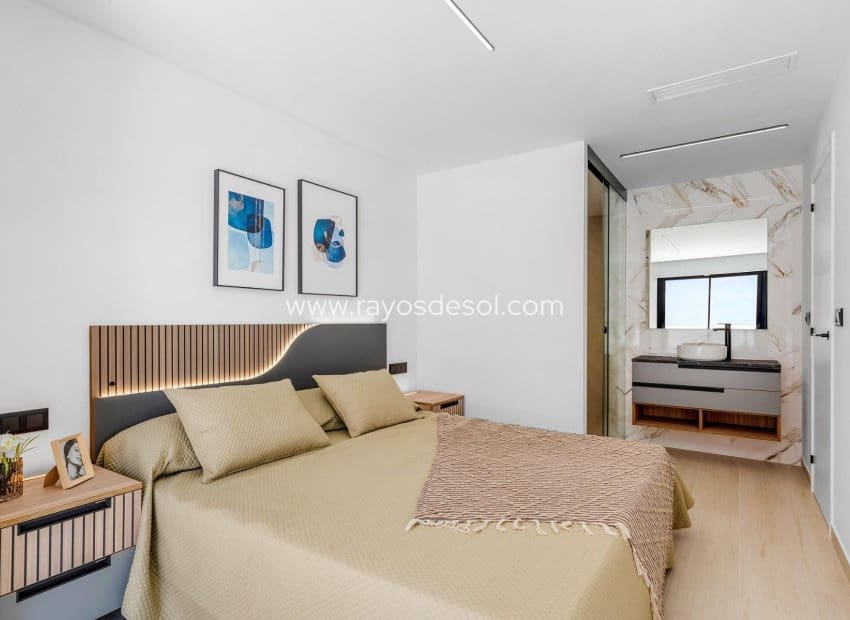 3 soveværelse Penthouse til salg i El Raso med swimmingpool - € 271.000 (Ref: 9530914)