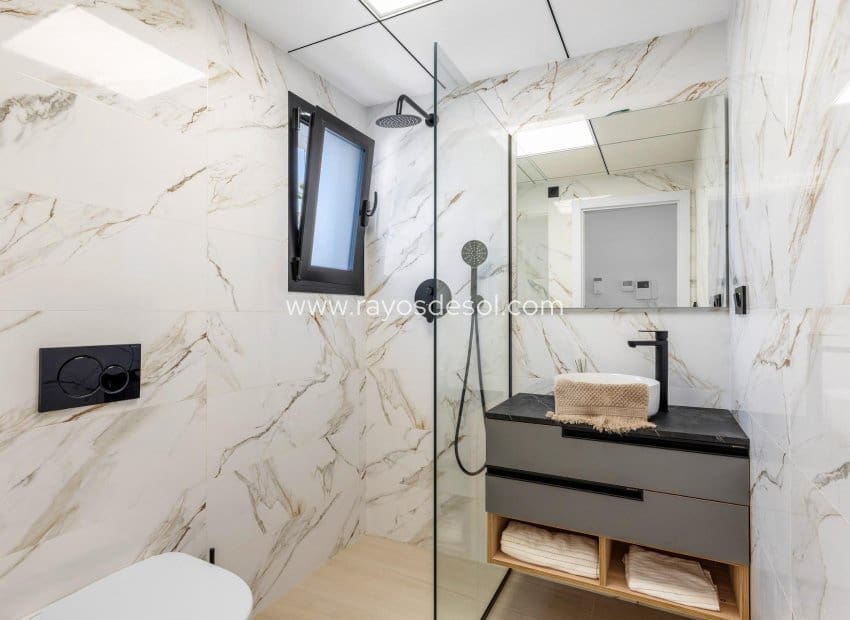 3 soveværelse Penthouse til salg i El Raso med swimmingpool - € 271.000 (Ref: 9530914)