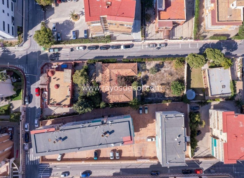 3 makuuhuone Kattohuoneisto myytävänä paikassa El Campello mukana uima-altaan - 600 000 € (Ref: 9530916)