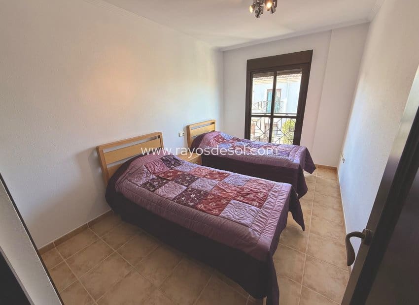 3 sypialnia Willa na sprzedaż w San Cayetano z basenem - 179 900 € (Ref: 9572268)