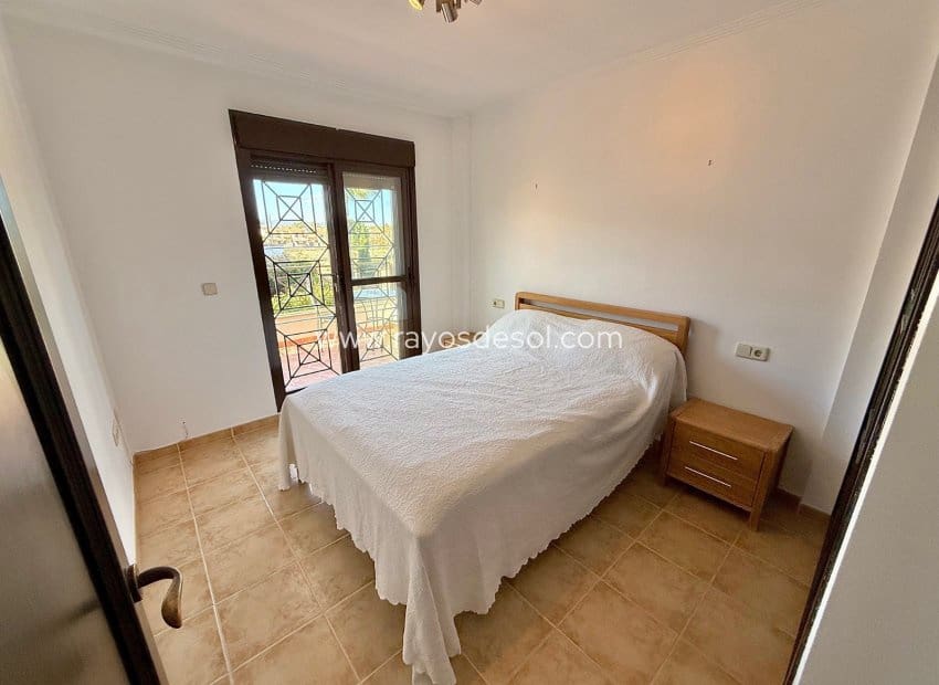 3 sypialnia Willa na sprzedaż w San Cayetano z basenem - 179 900 € (Ref: 9572268)