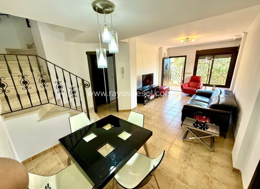 3 sypialnia Willa na sprzedaż w San Cayetano z basenem - 179 900 € (Ref: 9572268)