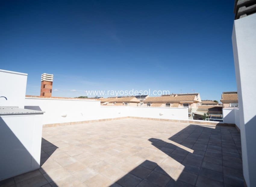 Chalet de 2 habitaciones en San Javier en venta con piscina - 285.000 € (Ref: 9586807)