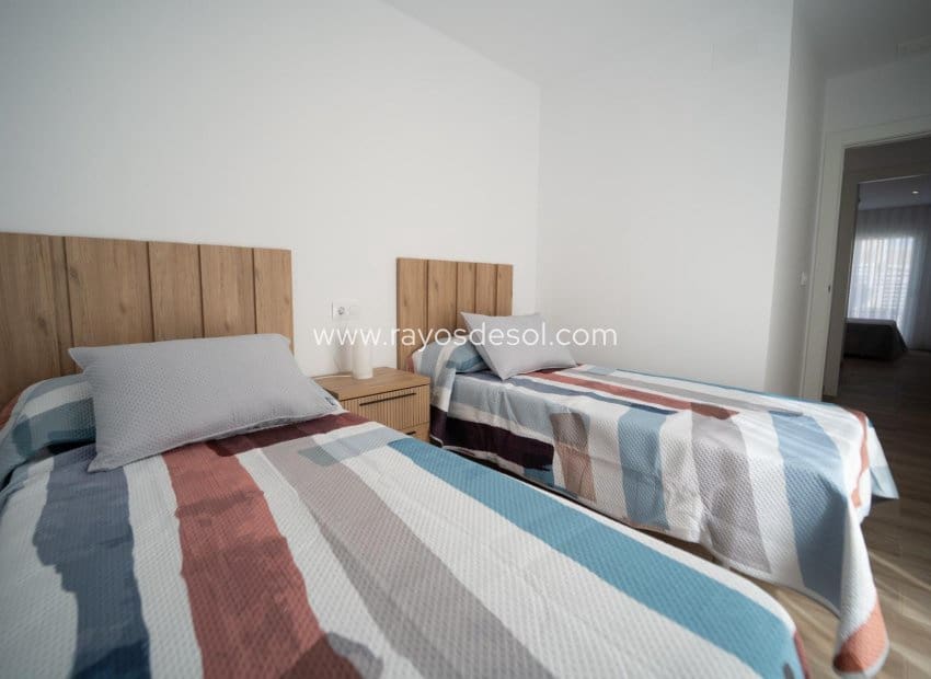 Chalet de 2 habitaciones en San Javier en venta con piscina - 285.000 € (Ref: 9586807)