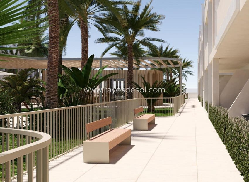 2 soverom Penthouse til salgs i San Cayetano med svømmebasseng - € 277 900 (Ref: 9591661)