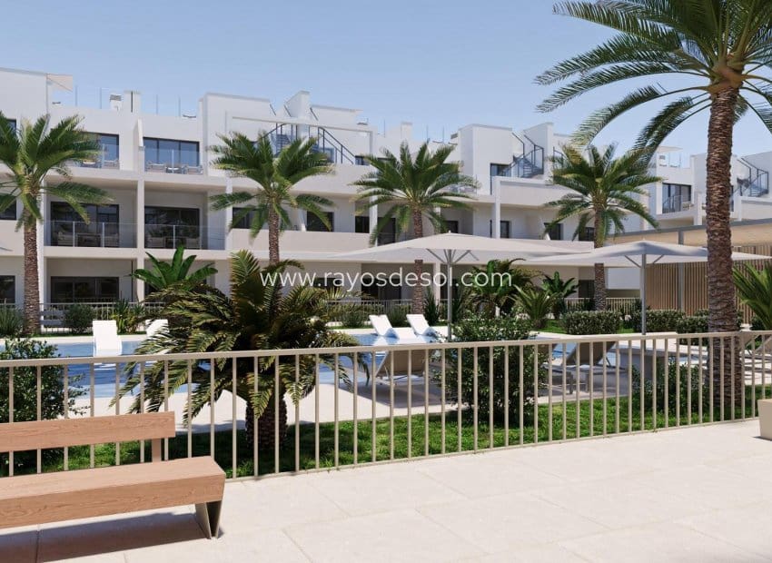 3 soveværelse Penthouse til salg i San Cayetano med swimmingpool - € 296.900 (Ref: 9591664)