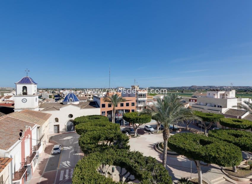 2 Zimmer Apartment zu verkaufen in San Fulgencio mit Pool - 148.000 € (Ref: 9602723)