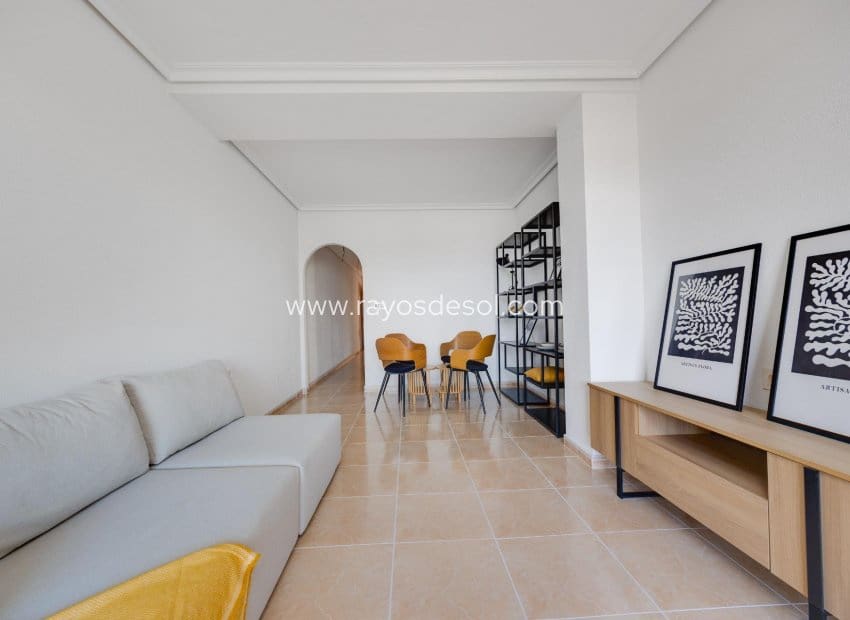 3 quarto Apartamento para venda em San Fulgencio com piscina - 185 000 € (Ref: 9602724)