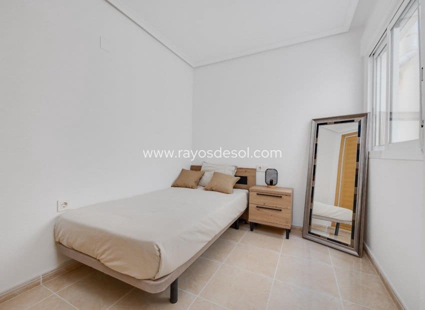 3 quarto Apartamento para venda em San Fulgencio com piscina - 185 000 € (Ref: 9602724)