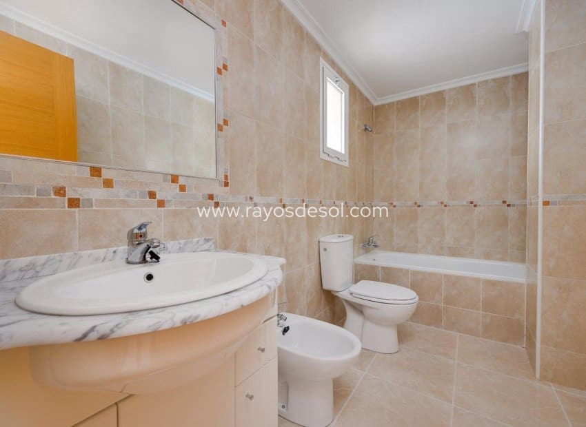 3 quarto Apartamento para venda em San Fulgencio com piscina - 185 000 € (Ref: 9602724)