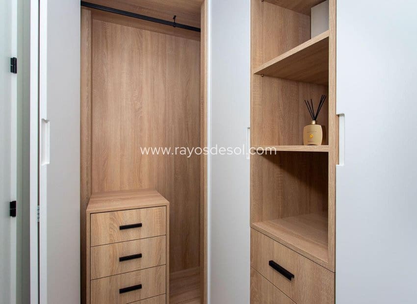 3 slaapkamer Villa te koop in Sucina met zwembad - € 359.900 (Ref: 9660761)