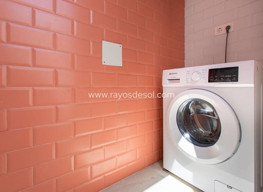 3 slaapkamer Villa te koop in Sucina met zwembad - € 359.900 (Ref: 9660761)