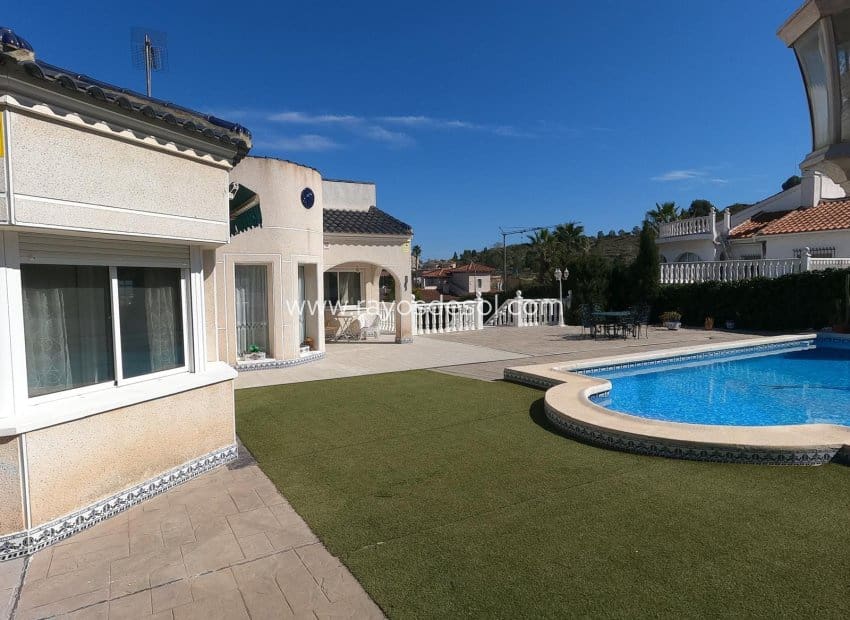 4 sovrum Villa till salu i Algorfa med pool - 499 500 € (Ref: 9660763)