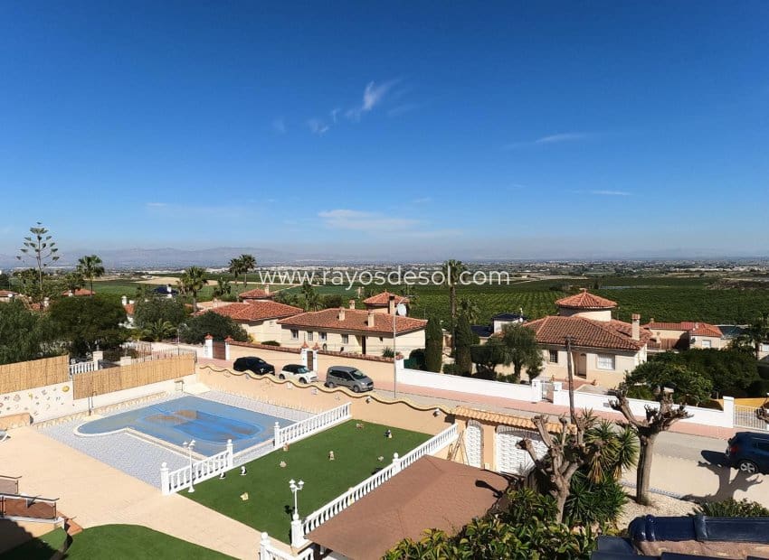 4 bedroom Villa for sale in Algorfa with pool - € 499,500 (Ref: 9660763)
