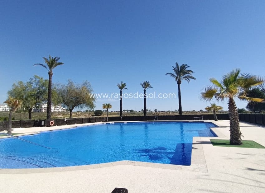 2 Zimmer Apartment zu verkaufen in Avileses mit Pool - 155.000 € (Ref: 9660764)