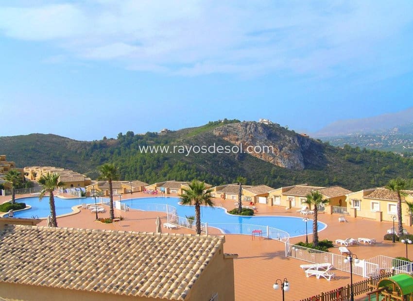 2 chambre Appartement à vendre à Cumbre del Sol avec piscine - 473 000 € (Ref: 9660765)