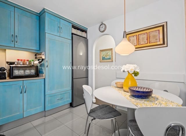 Ático de 3 habitaciones en Centro - Muelle Pesquero, Torrevieja en venta - 260.000 € (Ref: 9660766)