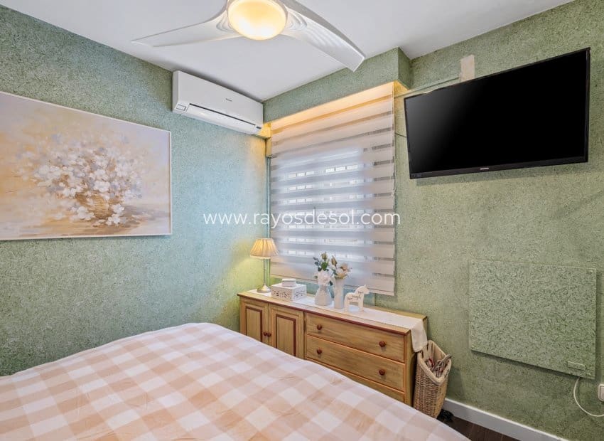 3 camera da letto Attico in vendita in Torrevieja - 260.000 € (Rif: 9660766)