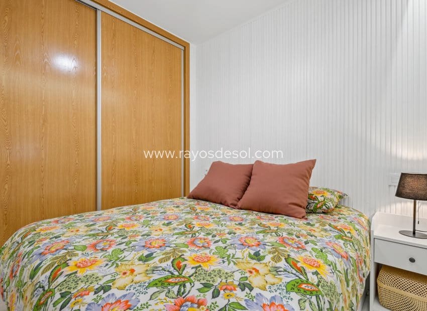 3 camera da letto Attico in vendita in Torrevieja - 260.000 € (Rif: 9660766)