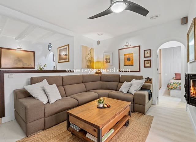 Ático de 3 habitaciones en Centro - Muelle Pesquero, Torrevieja en venta - 260.000 € (Ref: 9660766)