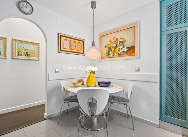 Ático de 3 habitaciones en Centro - Muelle Pesquero, Torrevieja en venta - 260.000 € (Ref: 9660766)