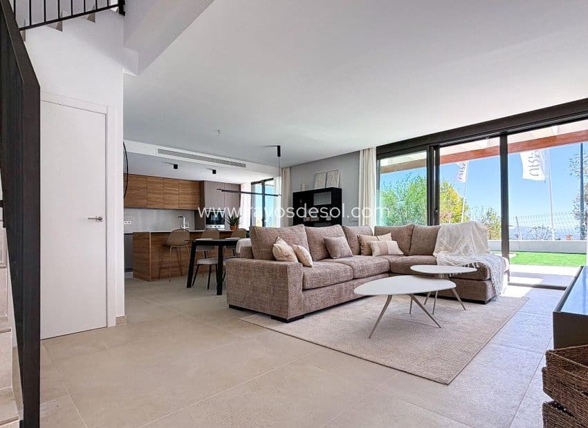 3 Zimmer Villa zu verkaufen in Polop mit Pool - 694.700 € (Ref: 9660768)