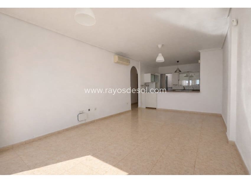 2 Zimmer Reihenhaus zu verkaufen in Sucina - 138.000 € (Ref: 9660771)