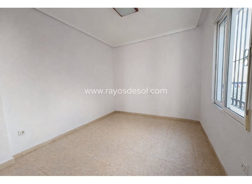 2 Zimmer Reihenhaus zu verkaufen in Sucina - 138.000 € (Ref: 9660771)