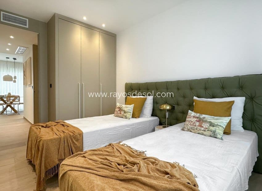 2 bedroom Apartment for sale in Algorfa with pool - € 329,000 (Ref: 9665592)