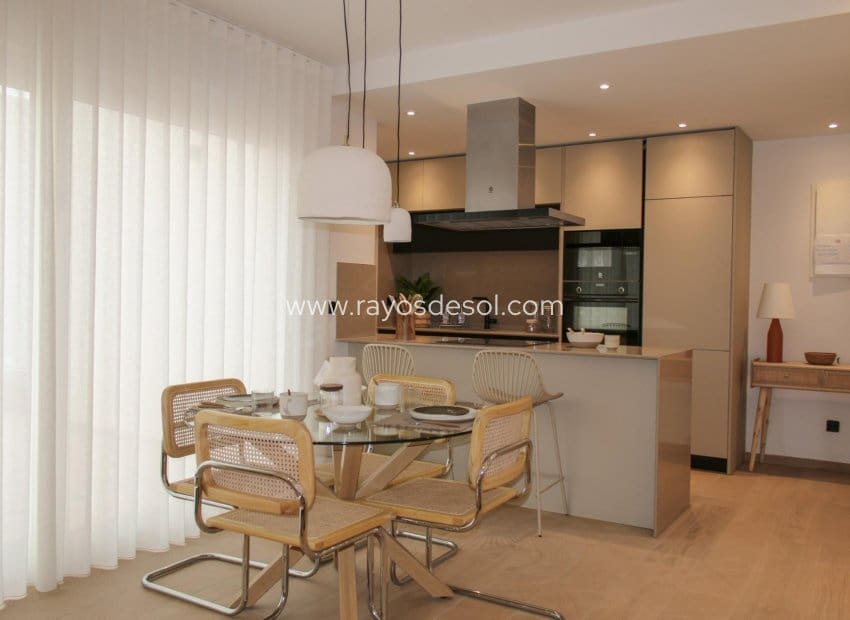 Apartamento de 2 habitaciones en Algorfa en venta con piscina - 329.000 € (Ref: 9665592)