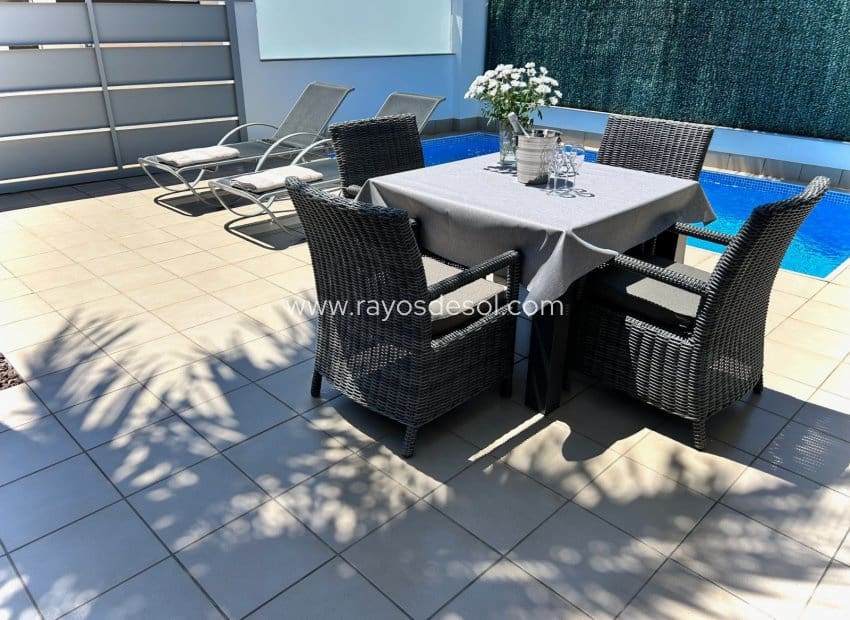 2 bedroom Villa for sale in Lo Pagan with pool - € 305,000 (Ref: 9665593)