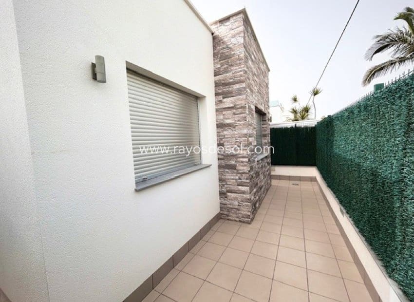 2 bedroom Villa for sale in Lo Pagan with pool - € 305,000 (Ref: 9665593)